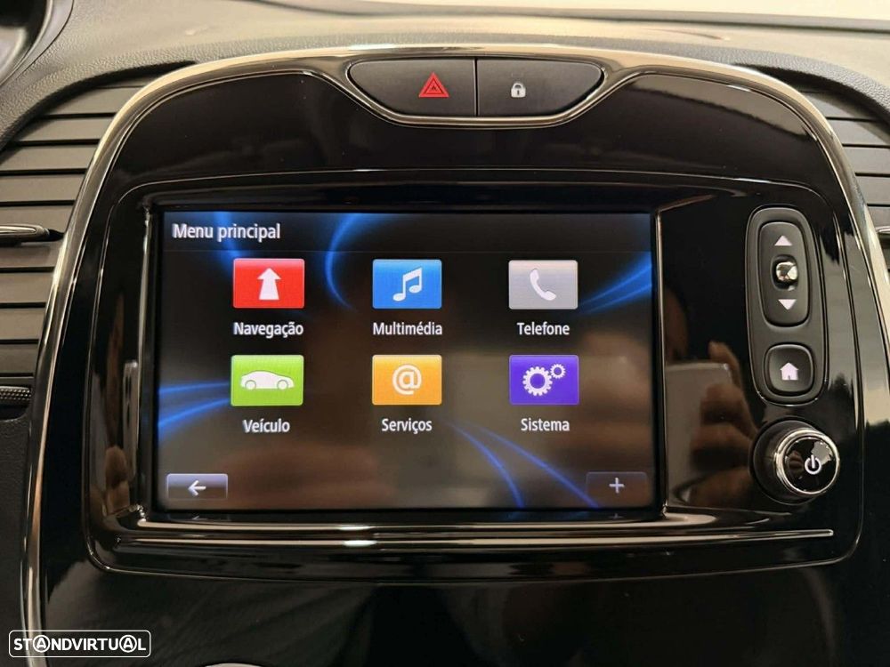 Renault Captur 1.2 TCe Exclusive - 17