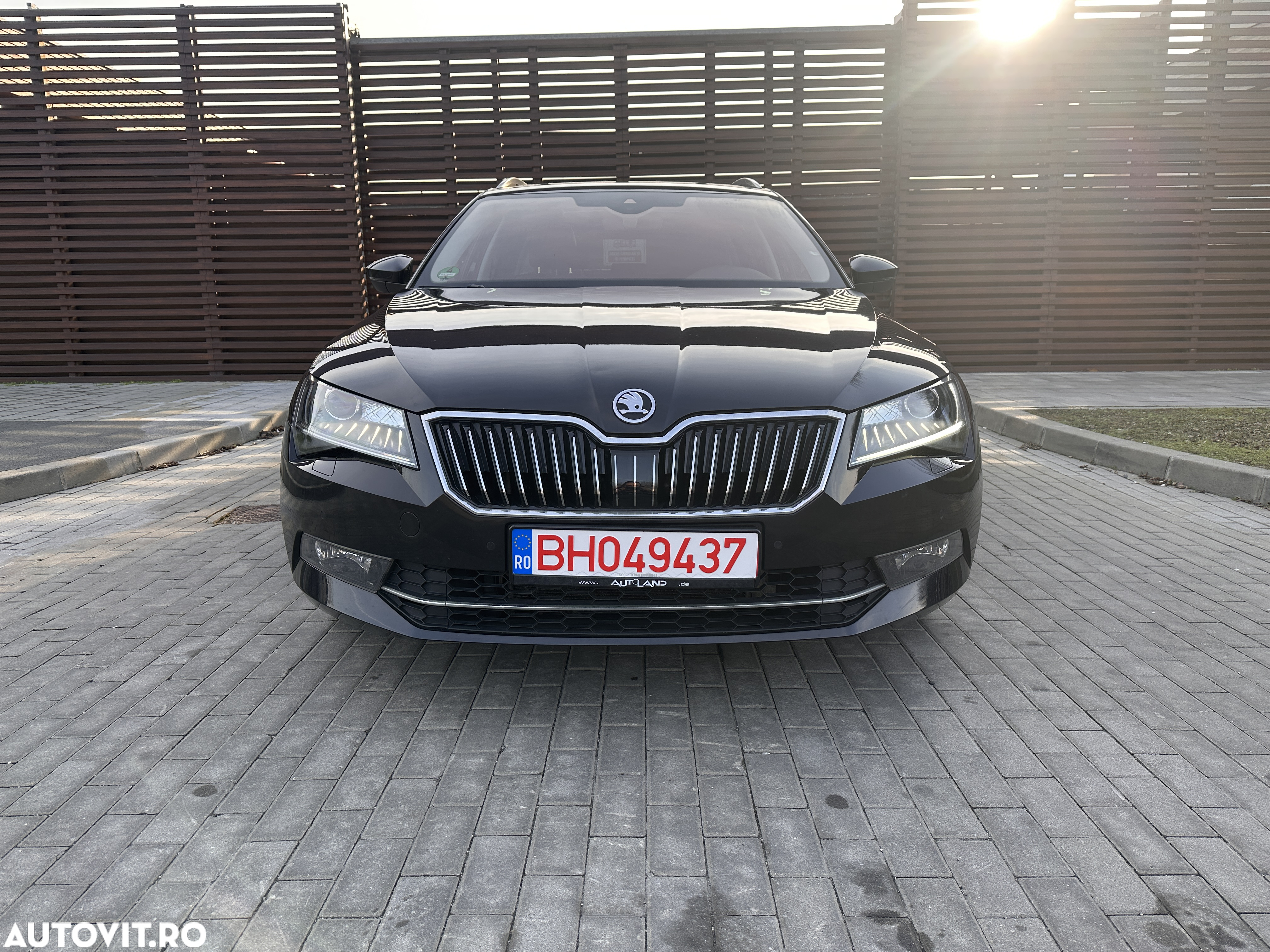 Skoda Superb 2.0 TDI 4X4 DSG Style - 3