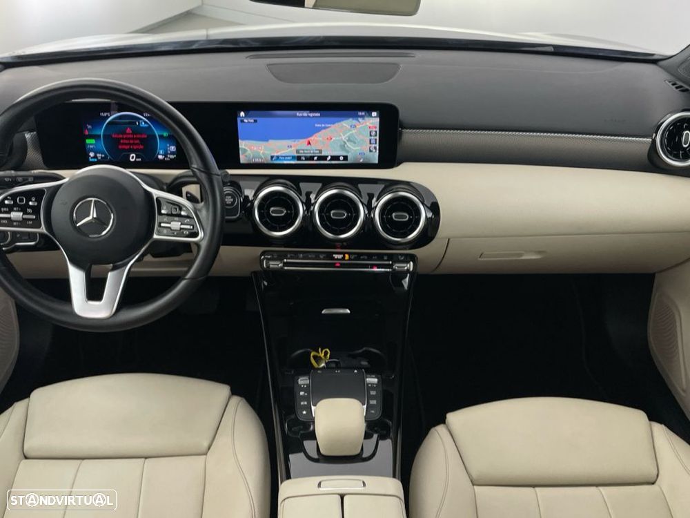 Mercedes-Benz A 250 e Progressive - 10
