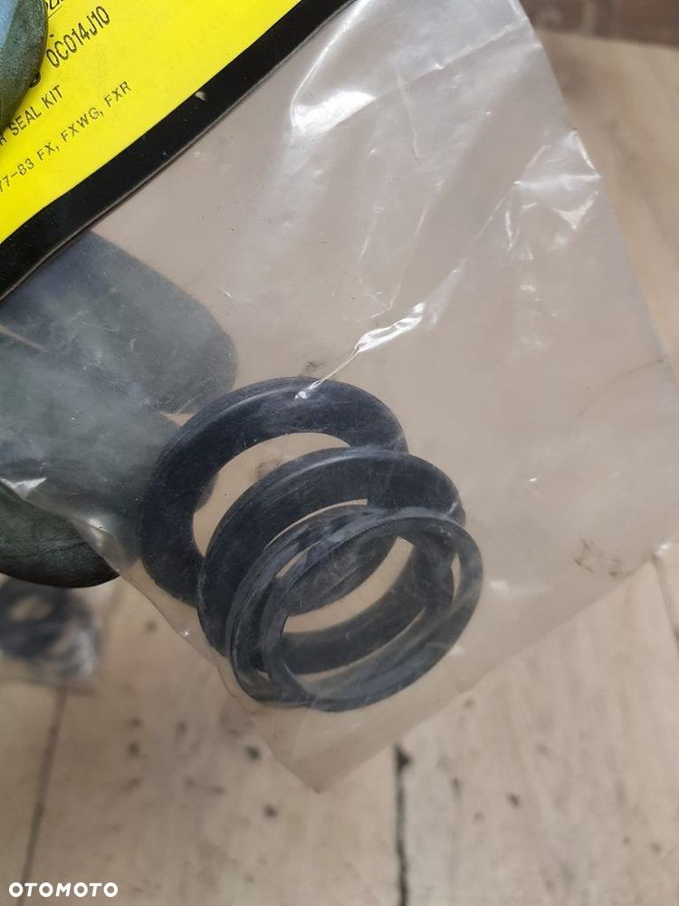 Uszczelki zacisku przód MCS 507430 Harley Davidson FX FXR FXWG XL 44151-77 - 4