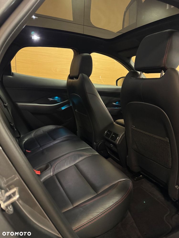 Jaguar E-Pace 2.0 i4P AWD R-Dynamic - 13