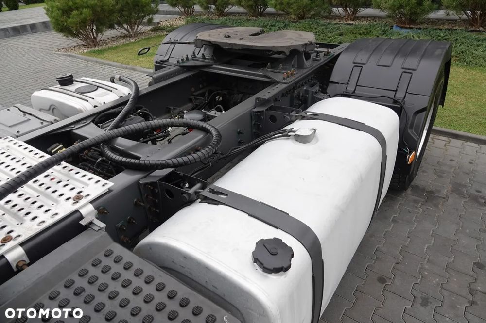 Renault T 480 / HYDRAULIKA /  ALUFELGI / 13 LITROWY SILNIK / EURO 6 - 13