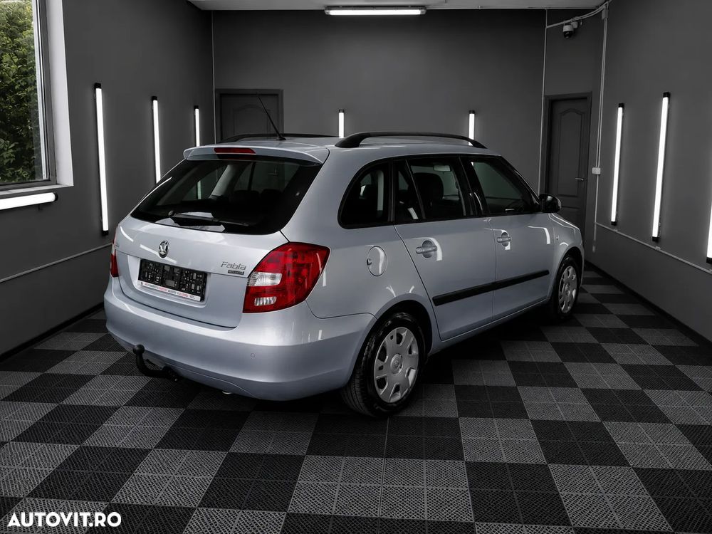 Skoda Fabia 1.4 MPI Ambiente - 4