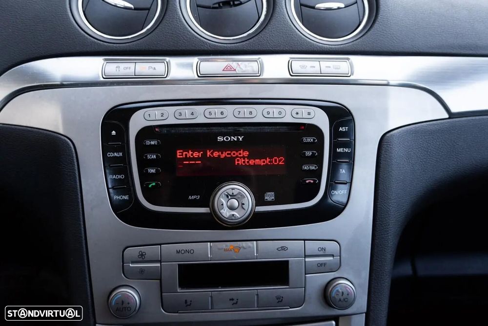 Ford S-Max - 15