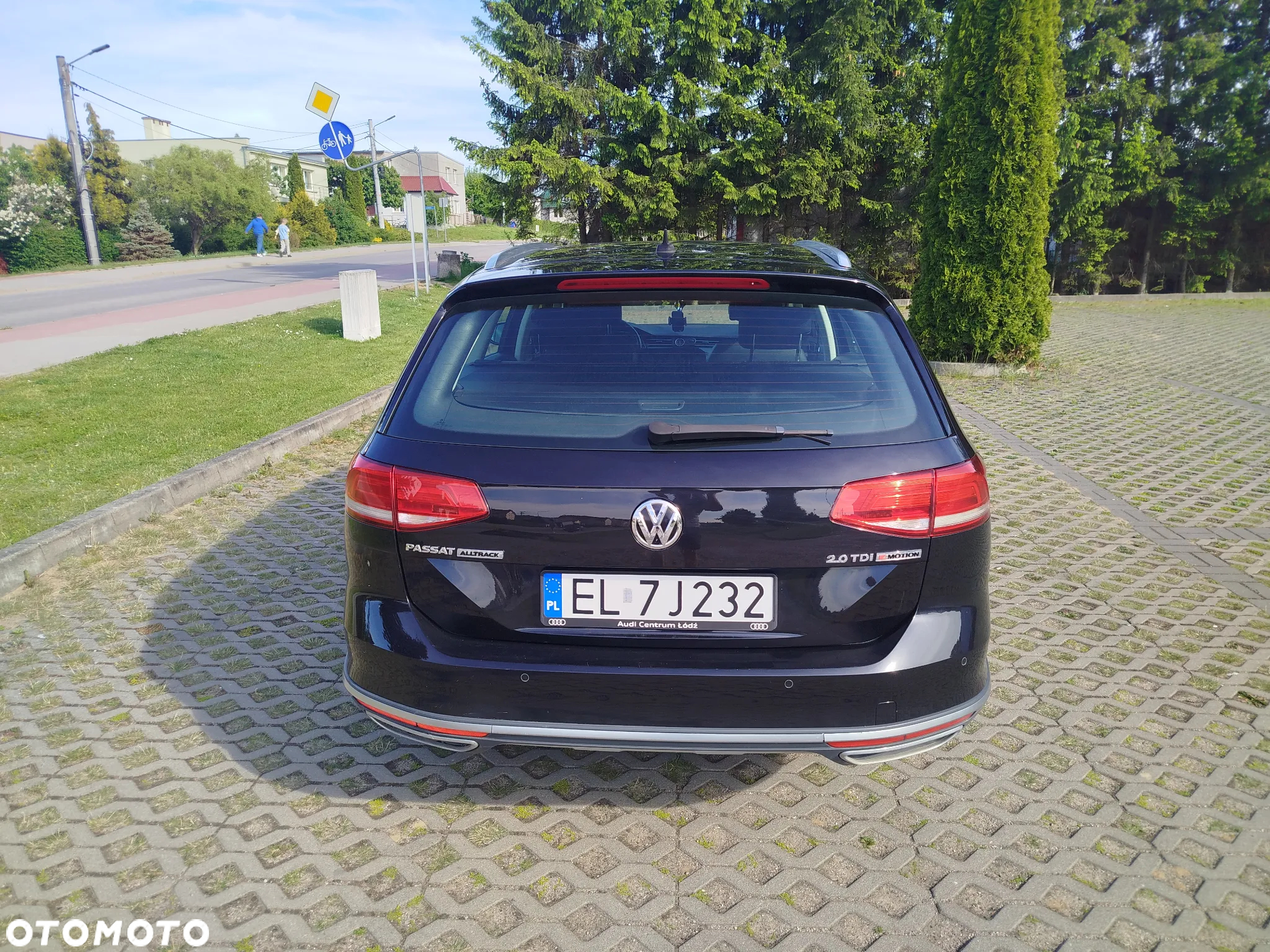 Volkswagen Passat - 3