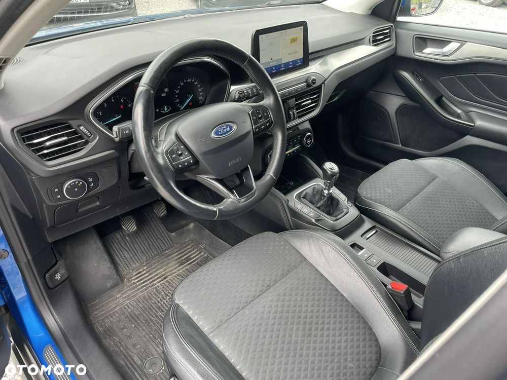Ford Focus - 13