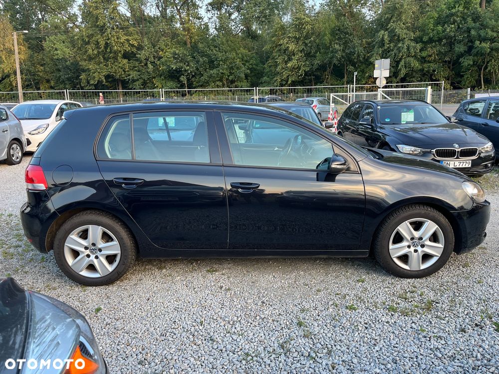 Volkswagen Golf 1.6 TDI BlueMot Comfortline - 22