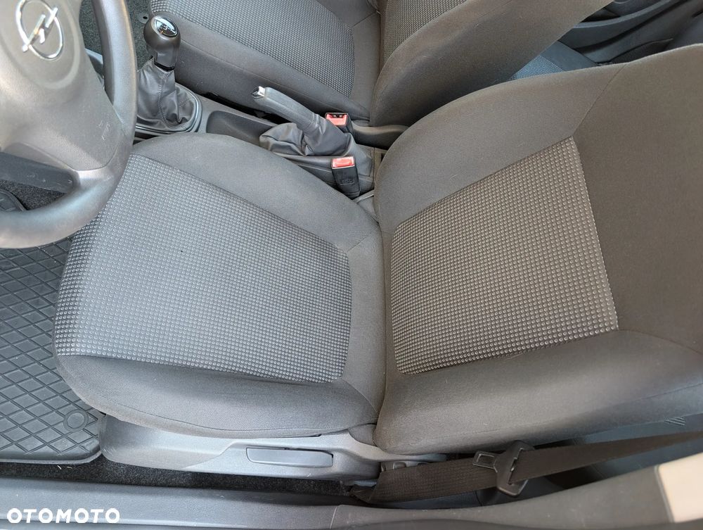 Opel Corsa 1.2 16V Enjoy - 20