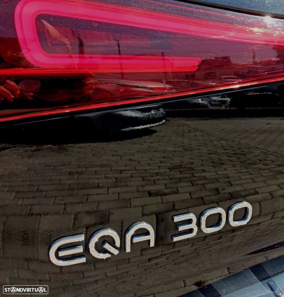 Mercedes-Benz EQA 300 4Matic AMG Line - 30