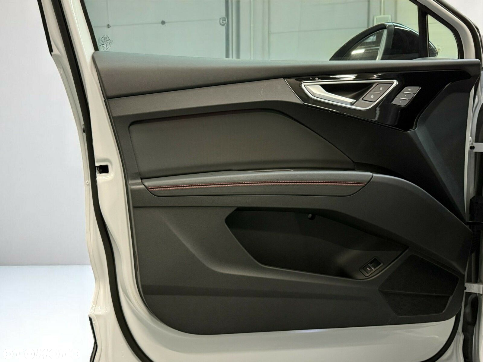 Audi Q4 - 17