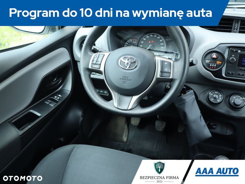 Toyota Yaris - 9