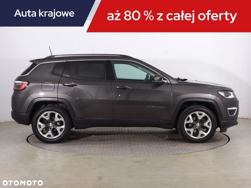 Jeep Compass - 8