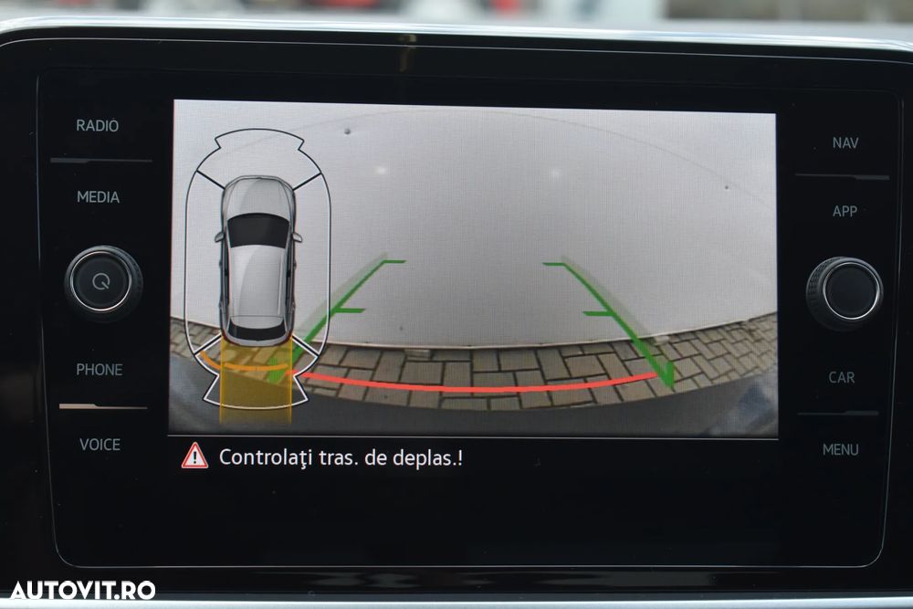 Volkswagen T-Roc 1.5 TSI DSG Life - 18