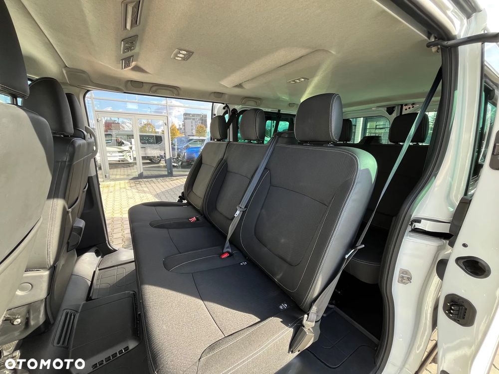 Renault Trafic - 10