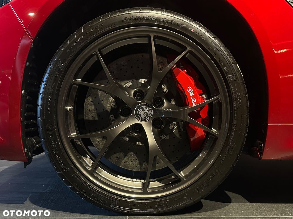 Alfa Romeo Giulia - 4