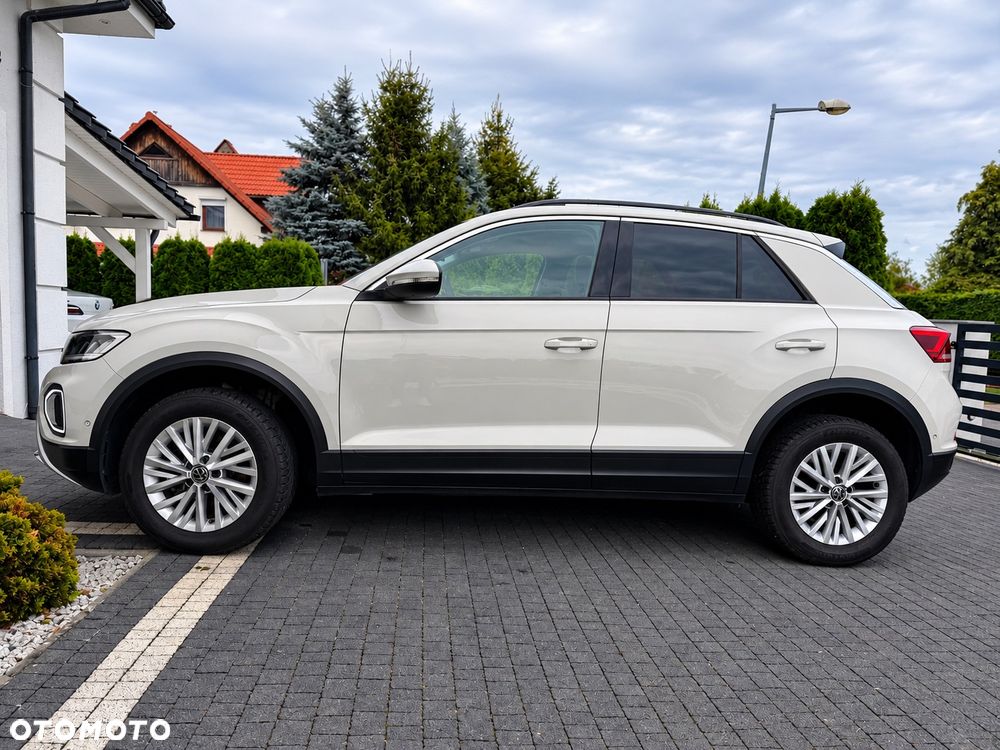 Volkswagen T-Roc 2023 photo 4