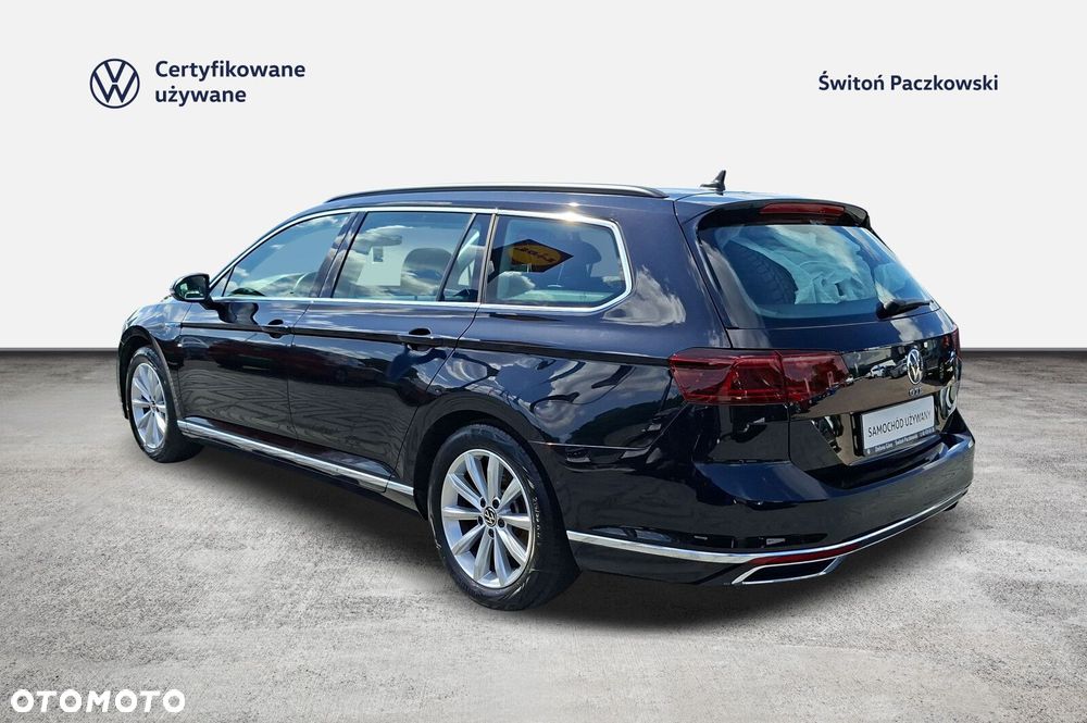 Volkswagen Passat - 3