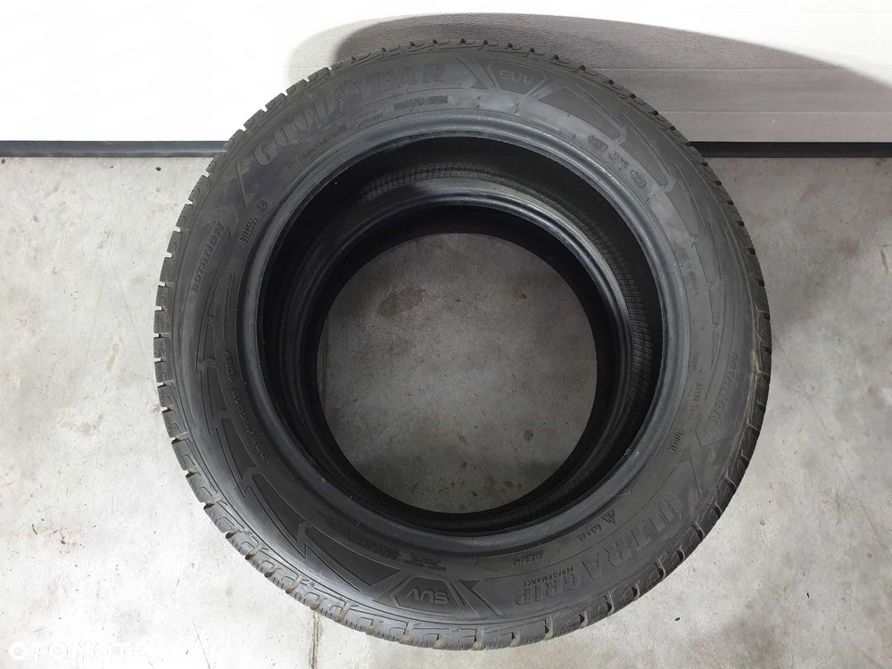 2szt. 235/55/19 105V Goodyear UG Performance SUV G1 7mm 2019r [ 7665 ] - 2