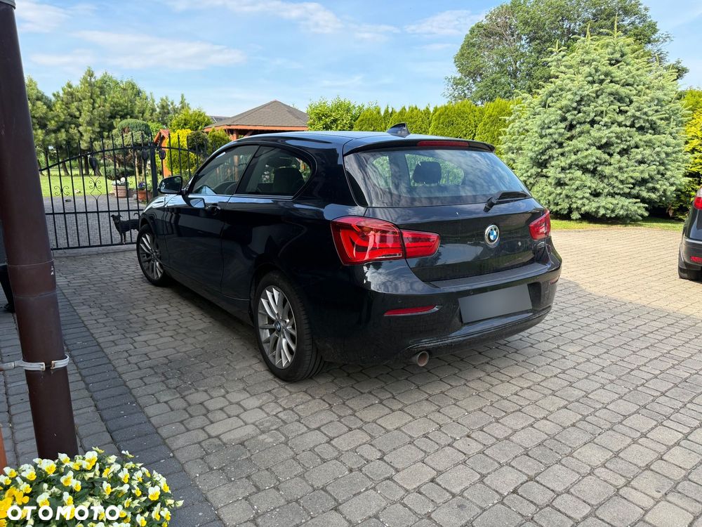 BMW Seria 1 116d EfficientDynamics Sport Line - 3
