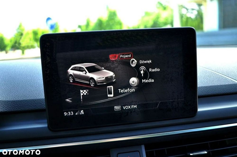 Audi A4 Avant 2.0 TDI Design - 24