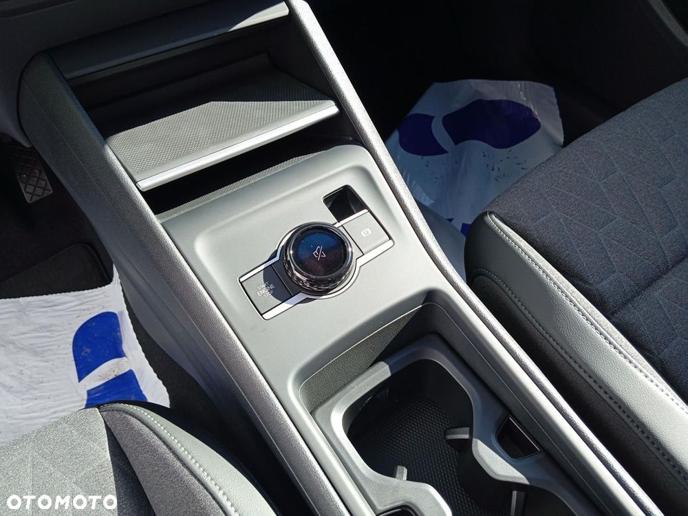 Volkswagen Tiguan - 23
