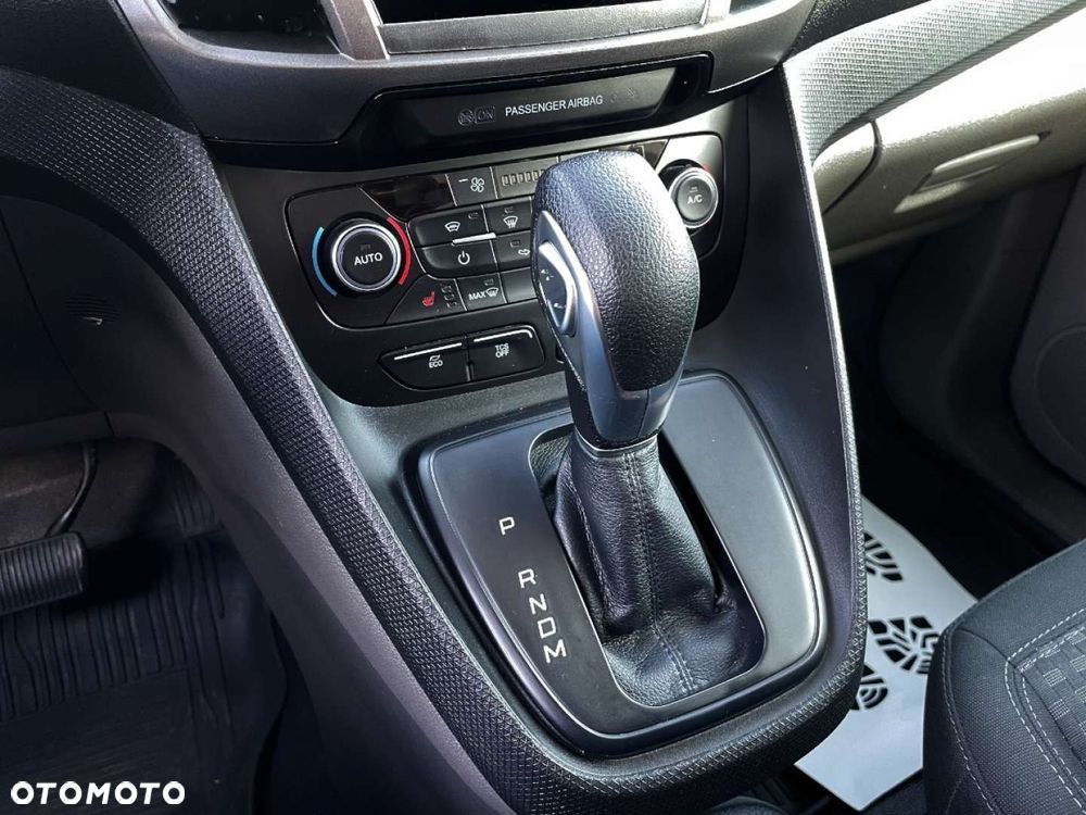 Ford TRANSIT CONNECT - 23