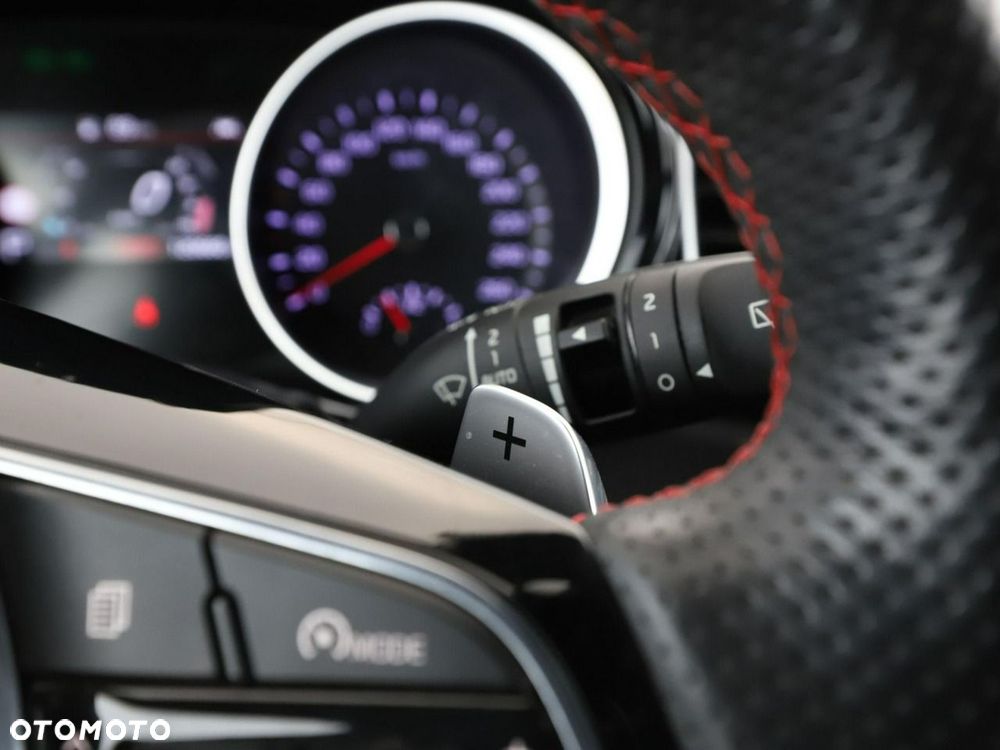 Kia ProCeed 1.6 T-GDI GT DCT - 33