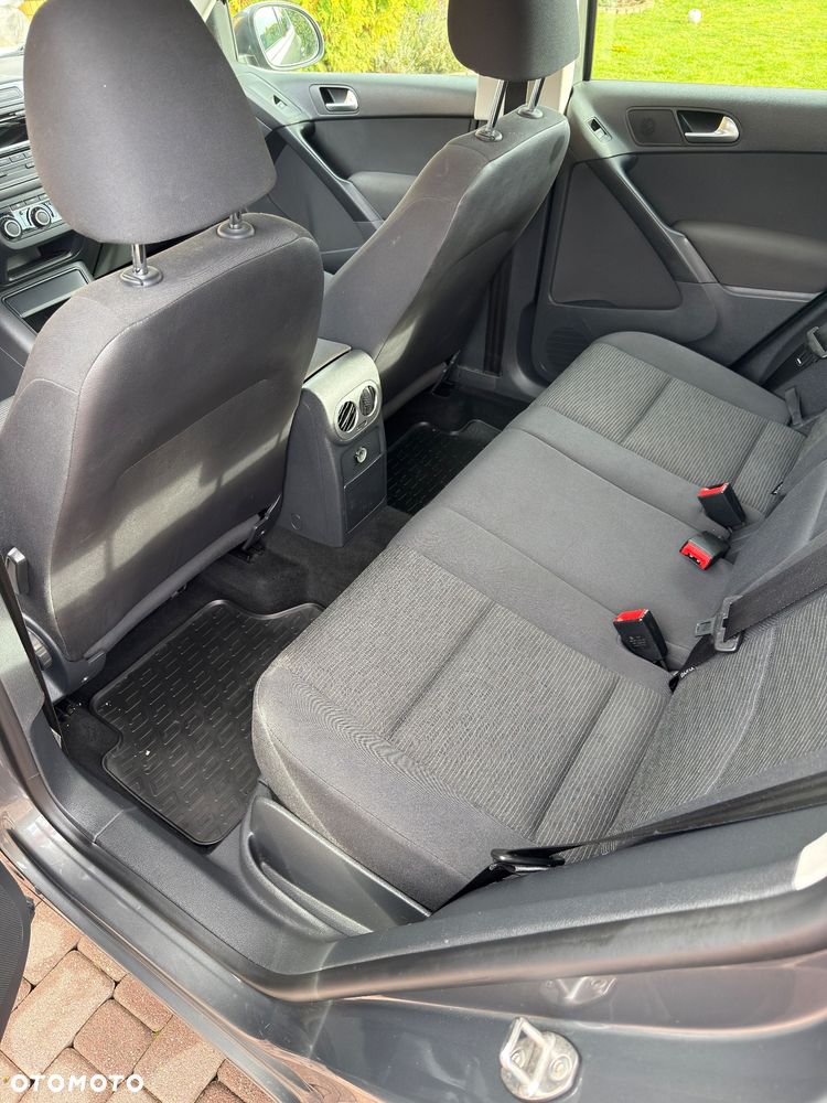 Volkswagen Tiguan - 8