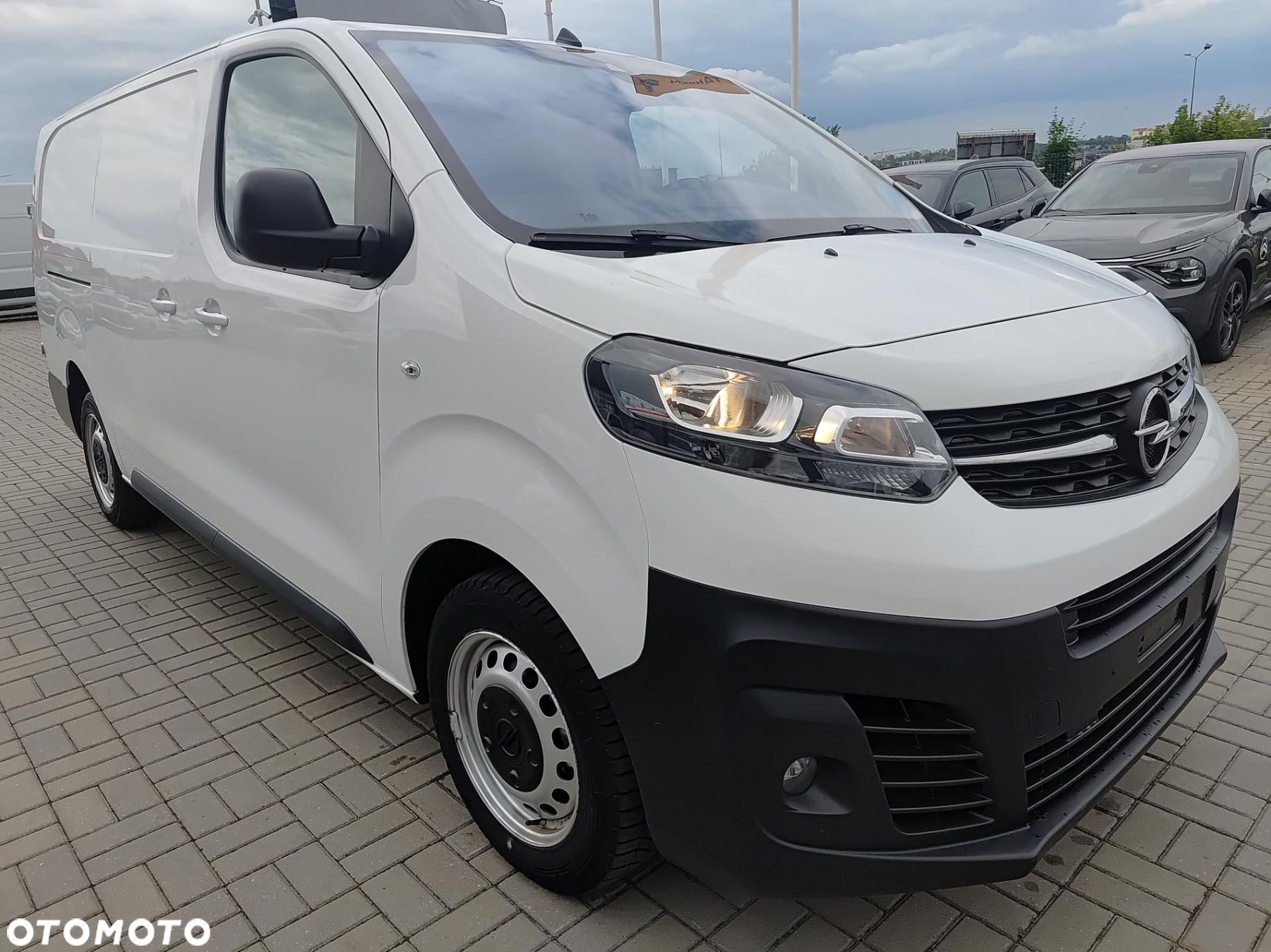 Opel Vivaro - 5