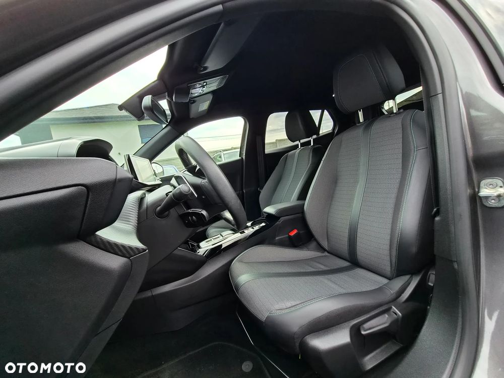 Peugeot 2008 PureTech 130 EAT8 Allure Pack - 11