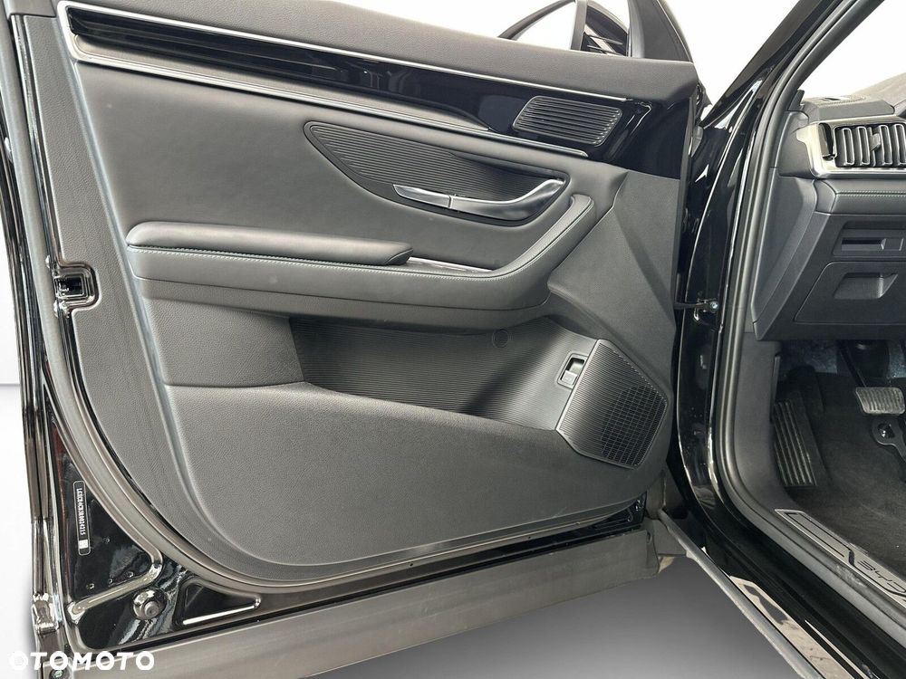 BYD Seal U - 12