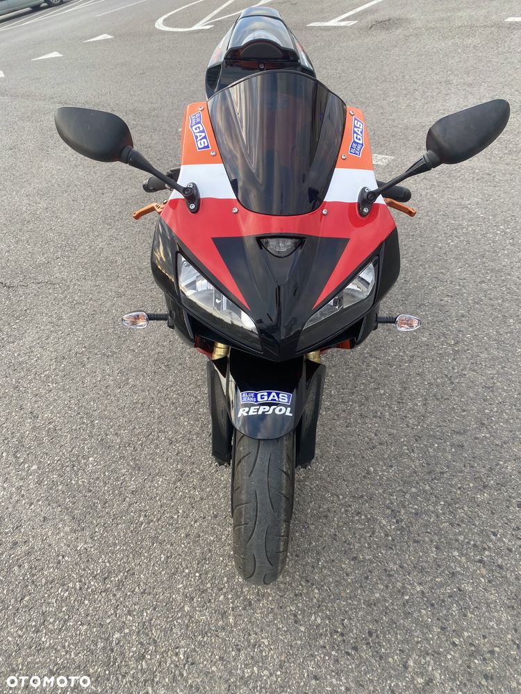 Honda CBR - 4