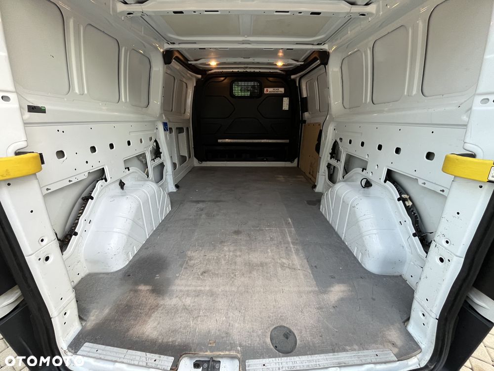 Ford Transit Custom  L2H1 - 15