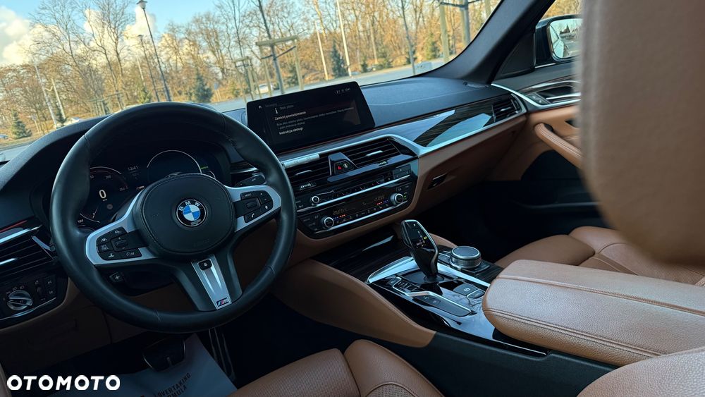 BMW Seria 5 540i xDrive M Sport sport - 24