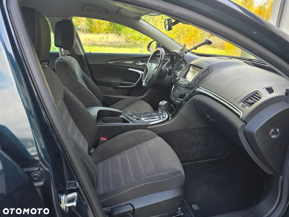 Opel Insignia - 12