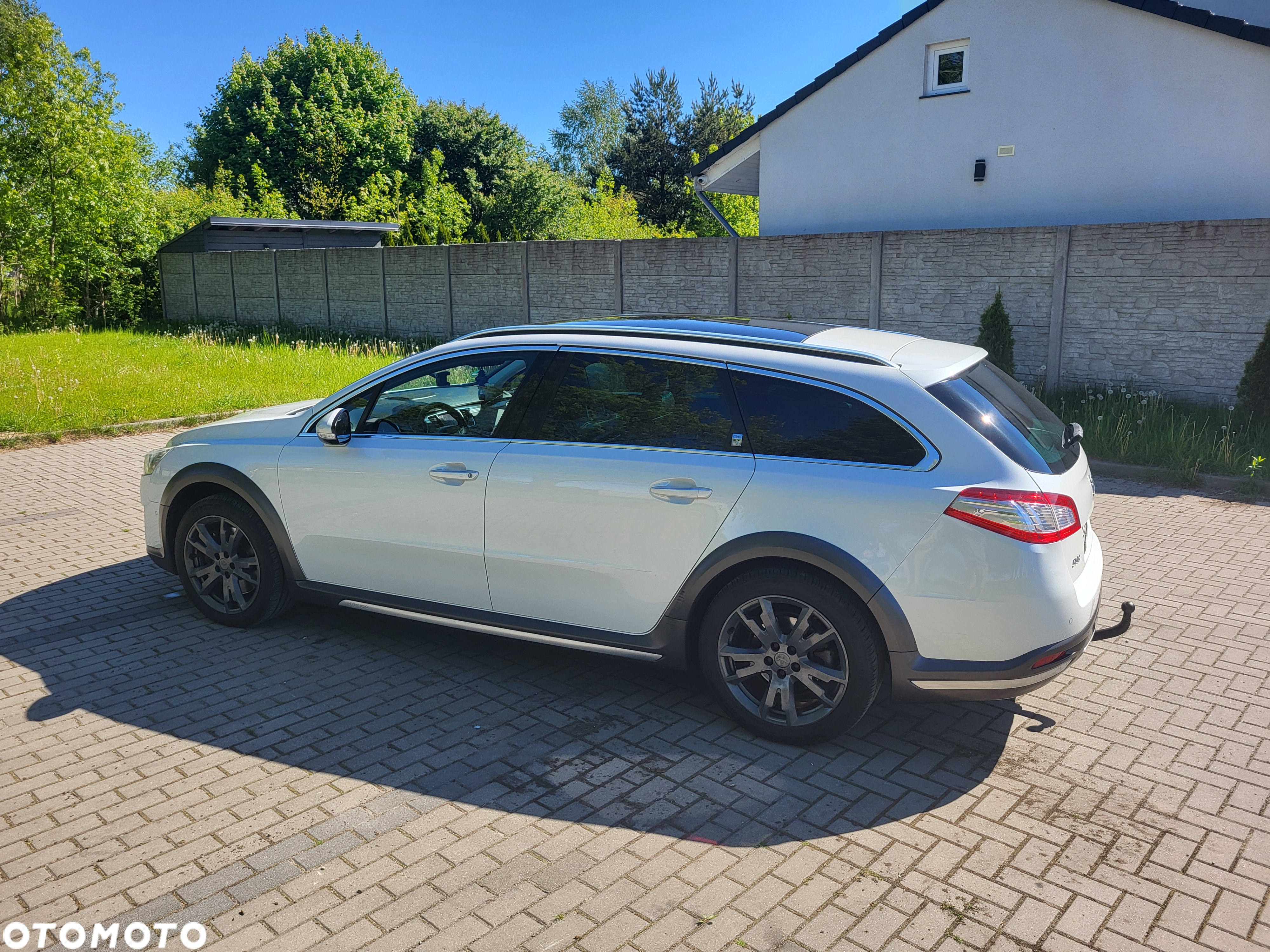 Peugeot 508 RXH 2.0 HDi HYbrid4 - 5