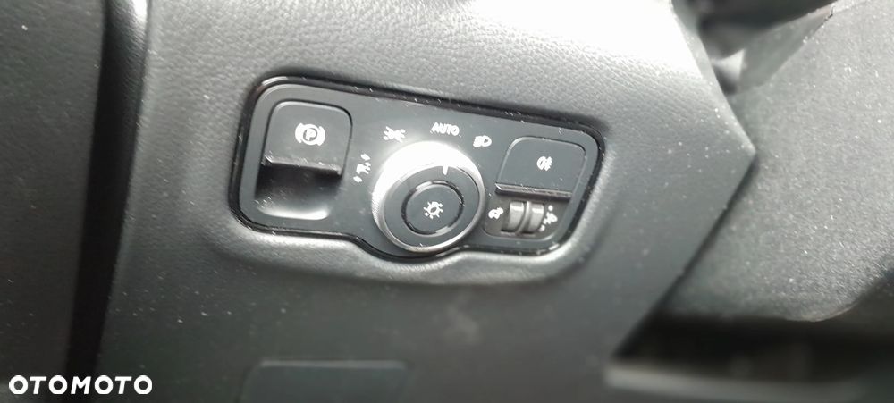 Mercedes-Benz VITO 4X4 4MOTION 114/ 119 LIFT - 27