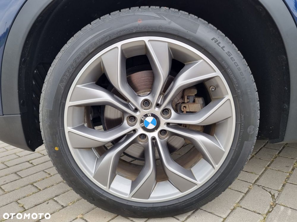 BMW X3 xDrive28i xLine - 17