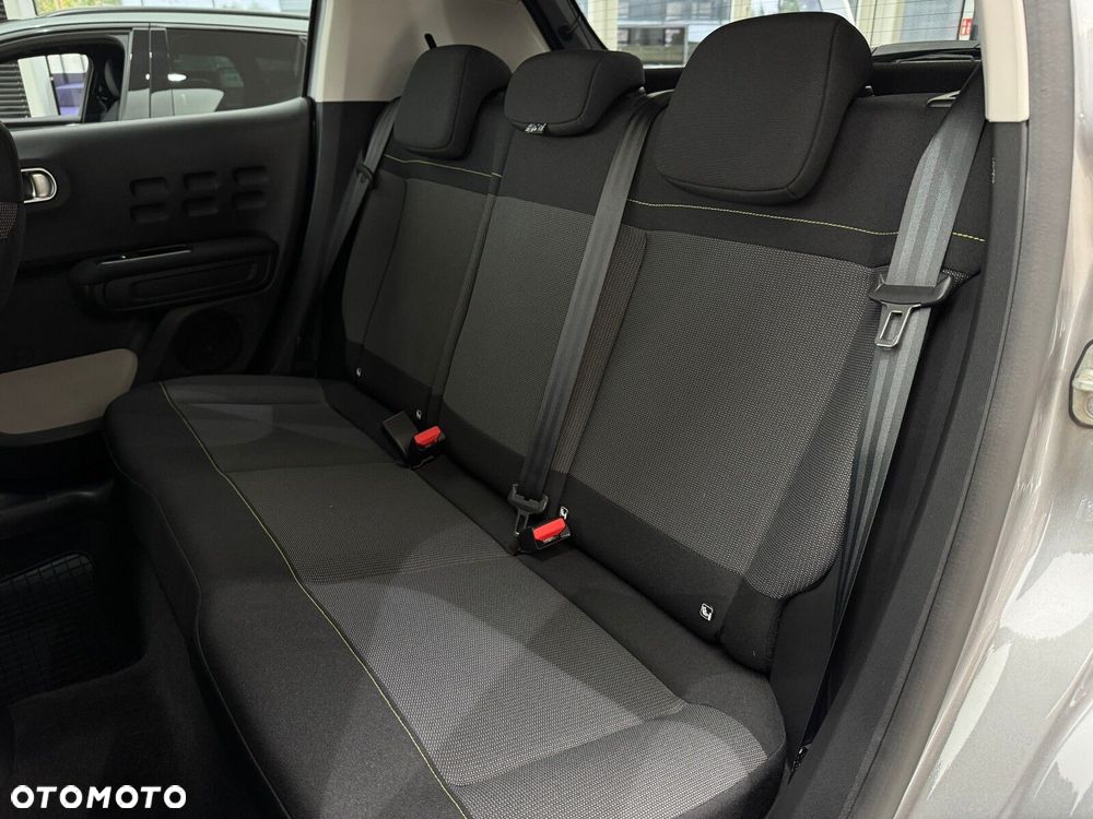 Citroën C3 1.2 PureTech Shine EAT6 - 13