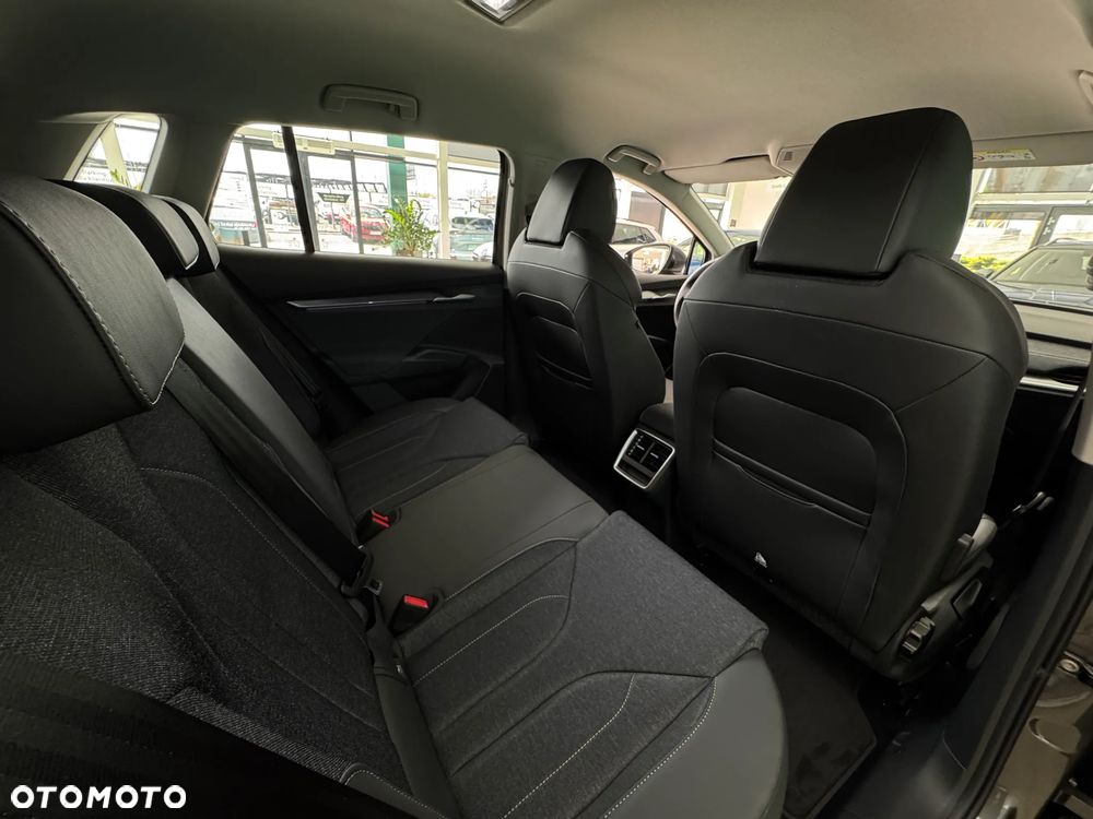 Skoda Elroq 60 63kWh - 25