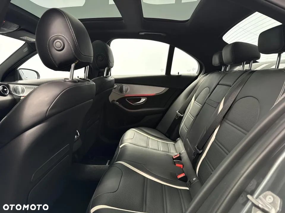 Mercedes-Benz Klasa C 63 S AMG 9G - 22
