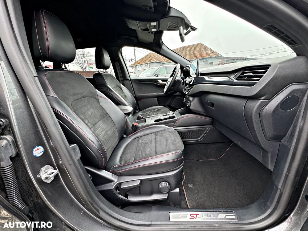 Ford Kuga 2.5 Duratec PHEV ST-LINE X - 9