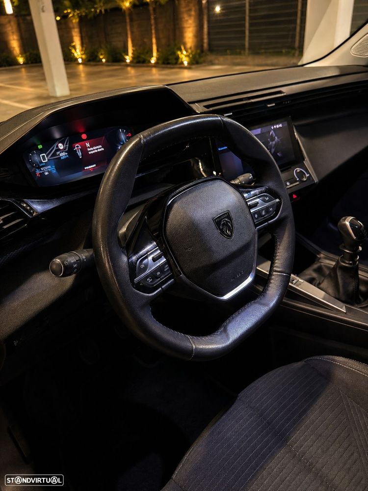 Peugeot 308 - 6