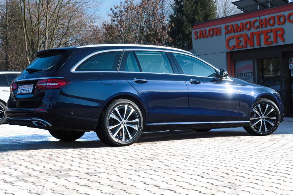 Mercedes-Benz Klasa E 300 de 9G-TRONIC Avantgarde - 32