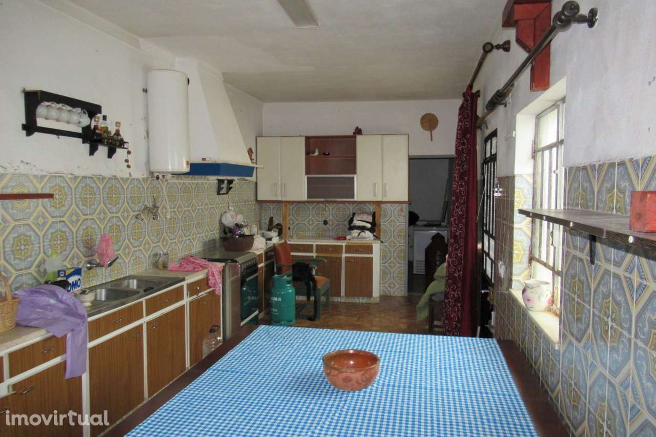 MORADIA TÉRREA. - Grande imagem: 2/19