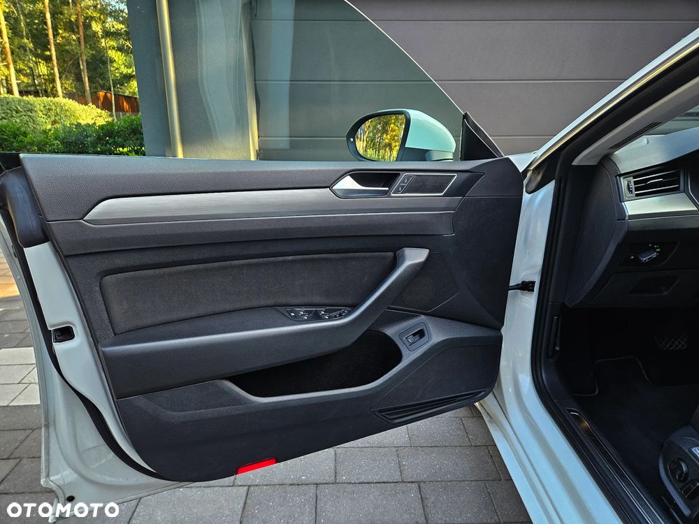 Volkswagen Arteon 2.0 TSI Essence DSG - 25
