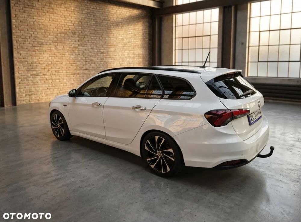 Fiat Tipo 1.4 T-Jet 16v Lounge - 5