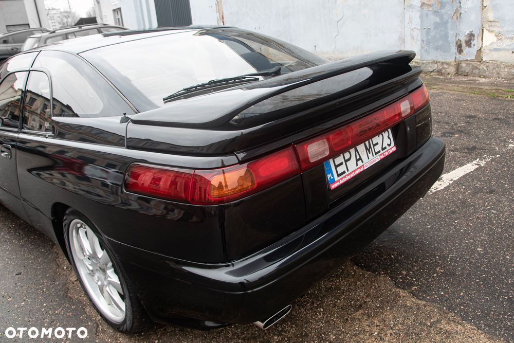 Subaru SVX - 5