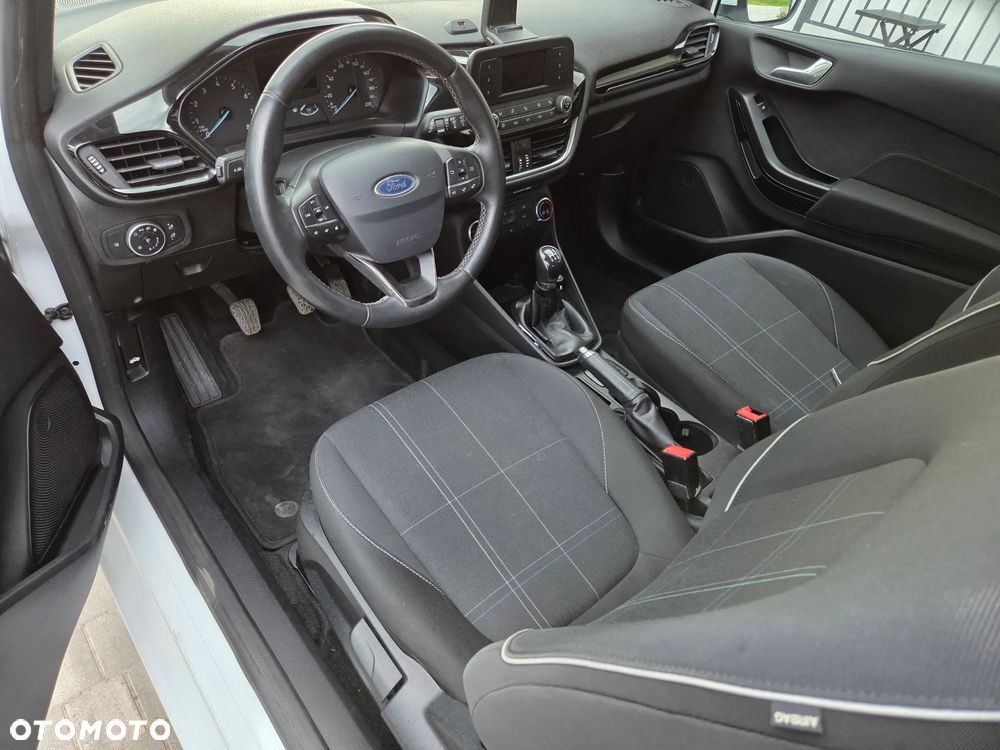 Ford Fiesta 1.1 COOL&CONNECT - 4