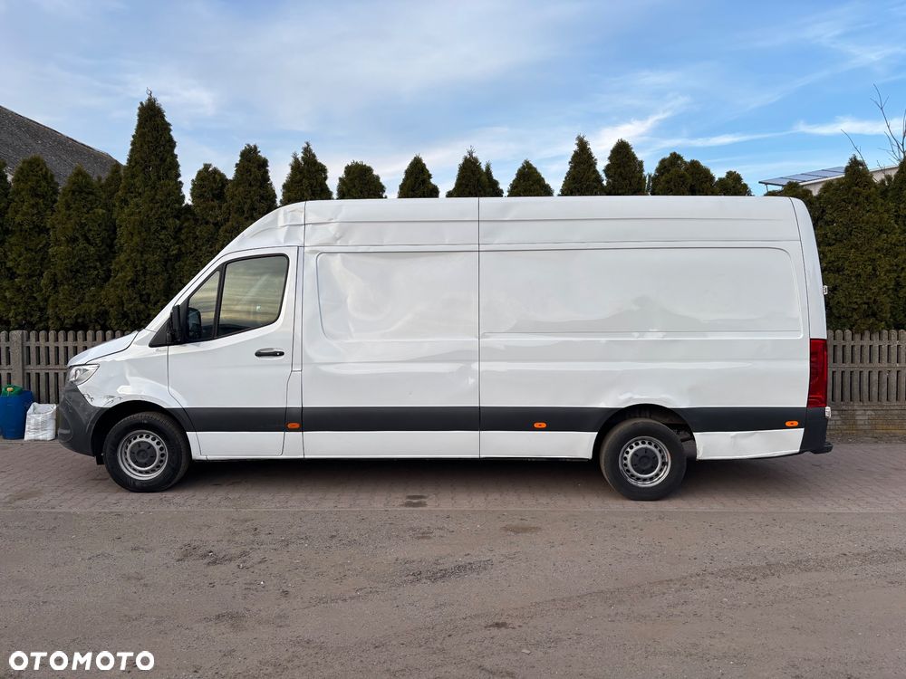 Mercedes-Benz Sprinter - 5